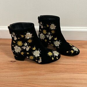 Topshop velvet embroidered black booties